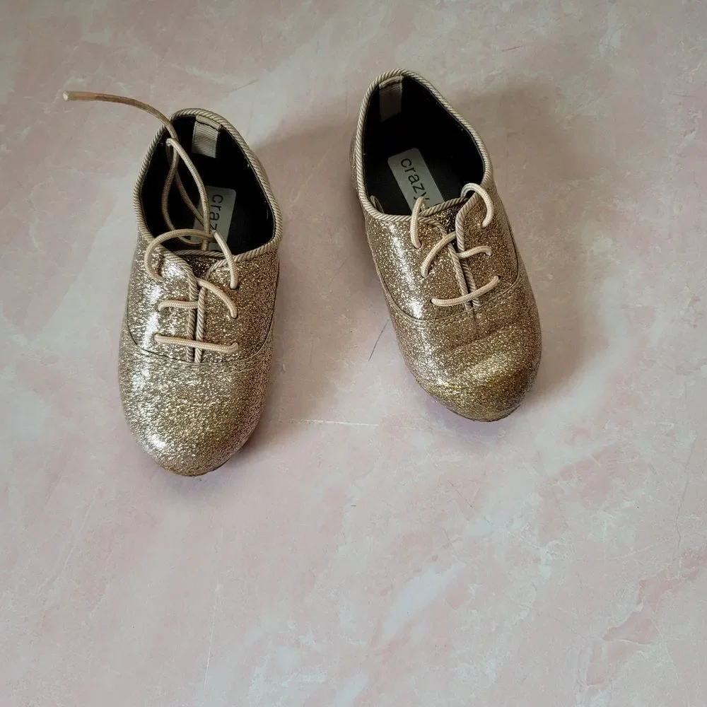 Crazy 8 gold oxfords lace up loafer glam diva sparkle metallic girls size 5 glit